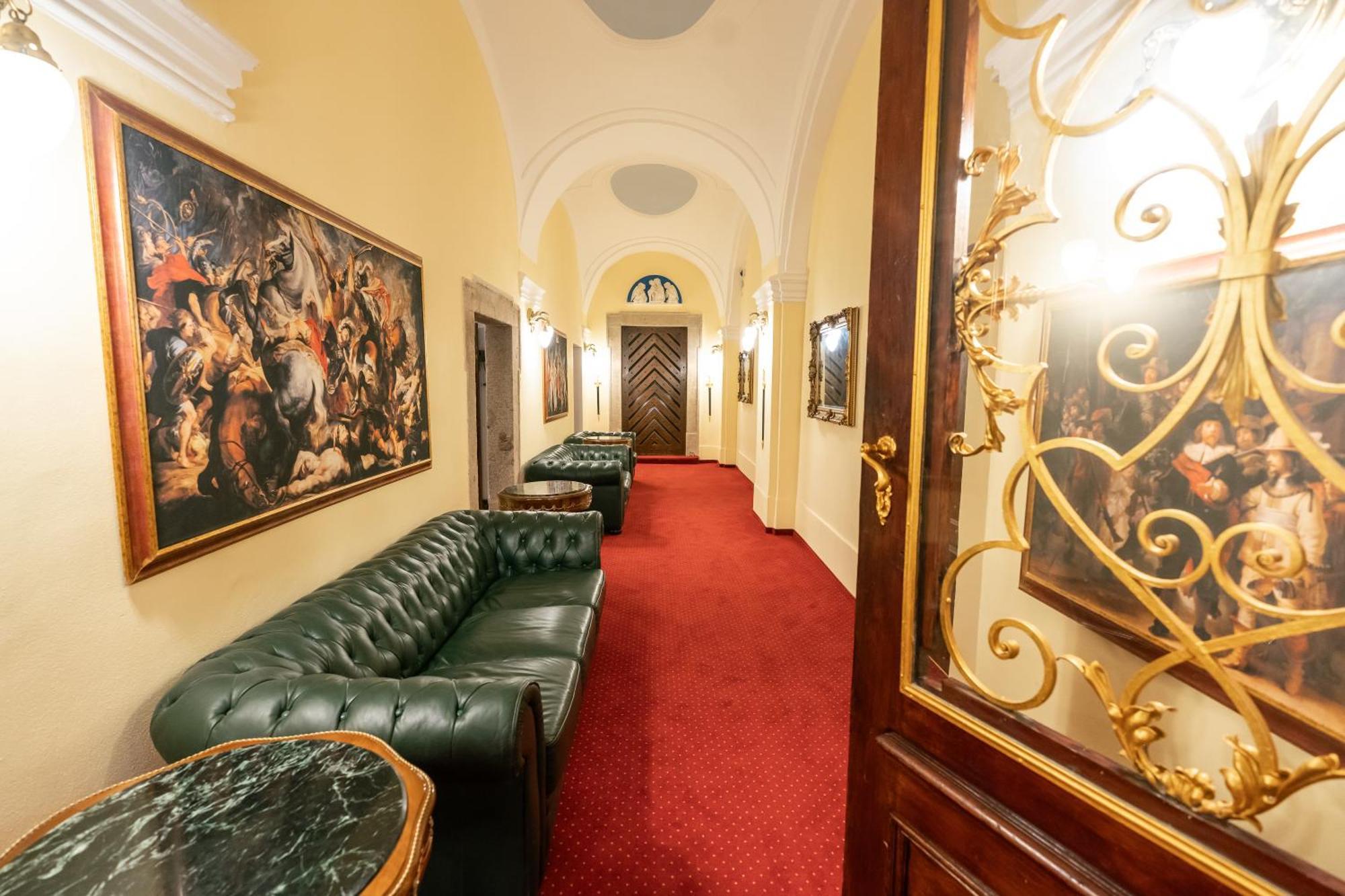 Zamek D'Este Chlum u Trebone Exterior foto